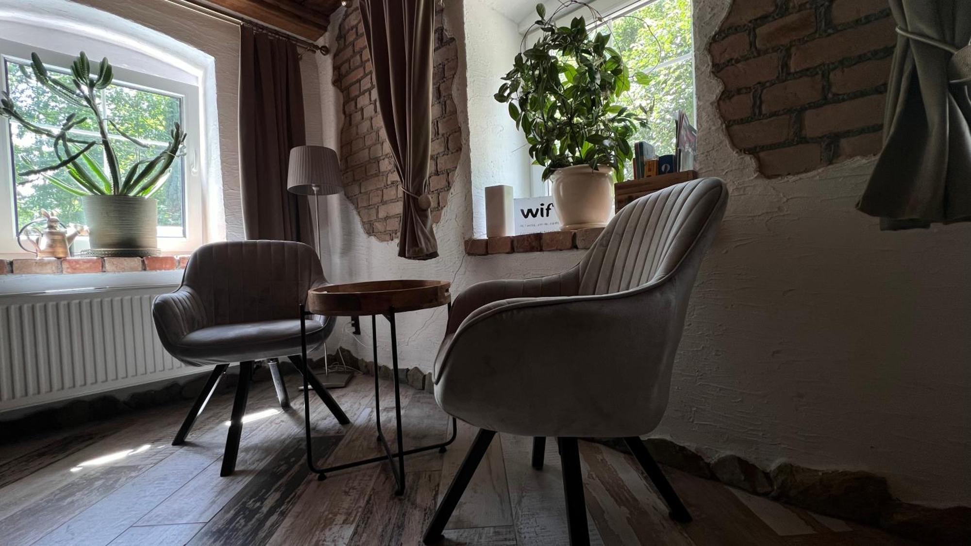 Apartamenty 3 Pory Roku Komarno Exterior foto